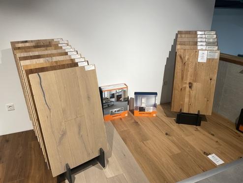 Holzbeispiele Schreiner Holzbeispiele bei PID ausgestellt