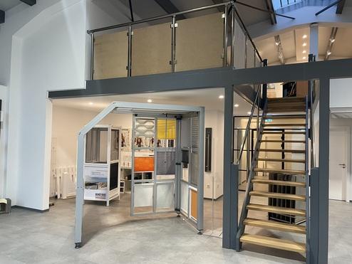 Innenaufnahme Ausstellung bei PID Innenaufnahme Ausstellung bei PID